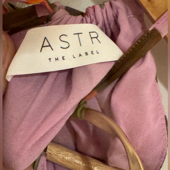 Brand New ASTR The Label Sivana Halter Maxi Dress in Red Brown Multi Size Large - Picture 10 of 14